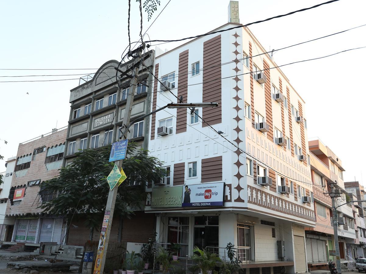 Hotel Deepak Jaipur Extérieur photo